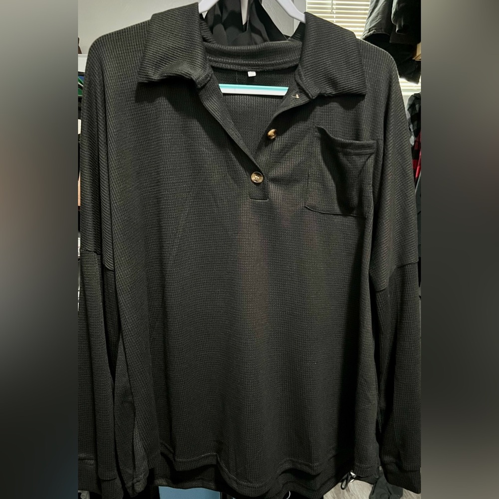 3X (runs small) - Waffle Henley Top - Black